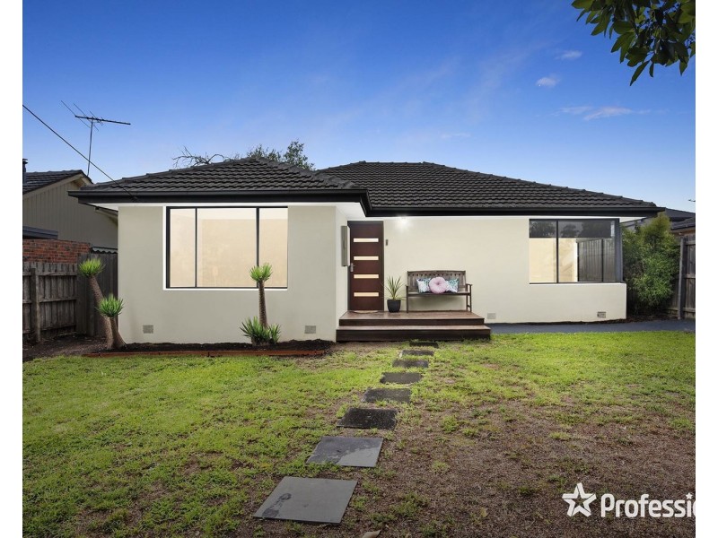 56 Blackburn Road, Mooroolbark VIC 3138