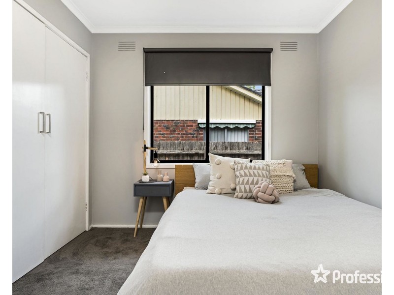 56 Blackburn Road, Mooroolbark VIC 3138