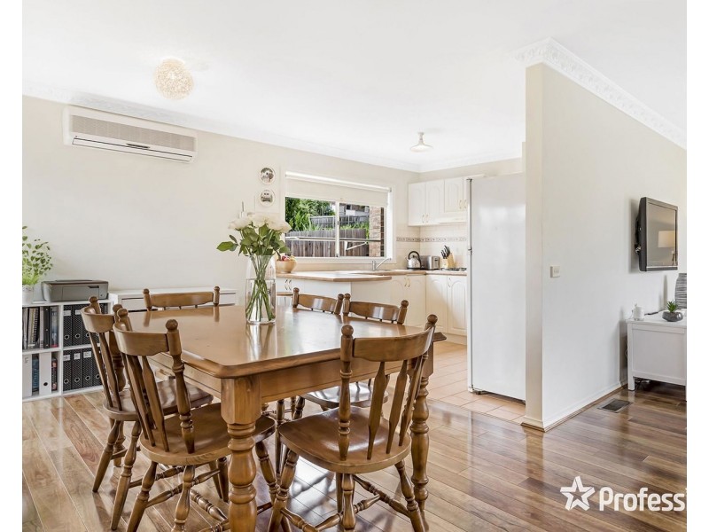 12/15 Cambridge Road, Mooroolbark VIC 3138