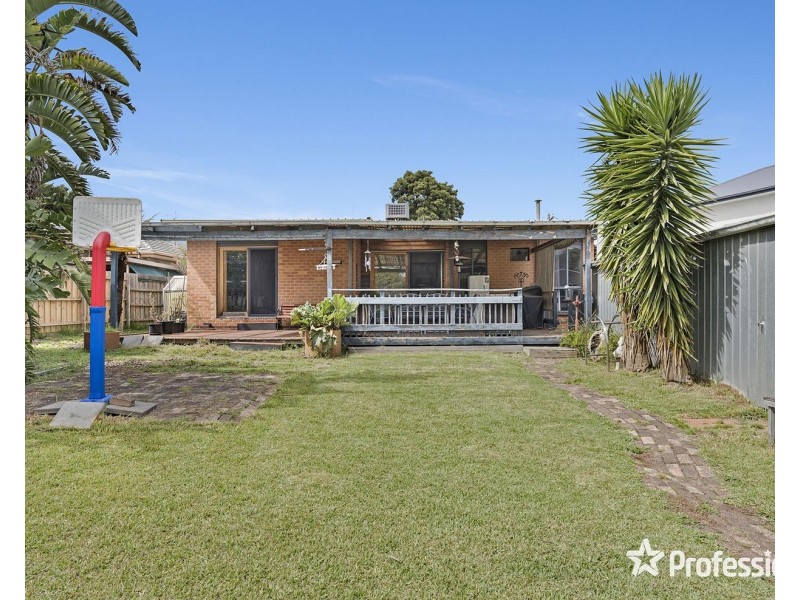 57 Gladesville Drive, Kilsyth VIC 3137