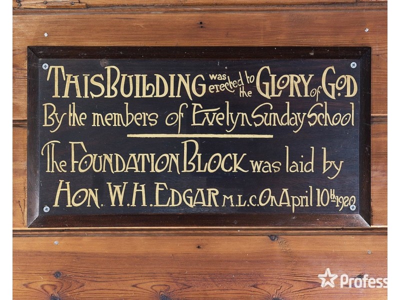 12 Watkins Crescent, Mount Evelyn VIC 3796