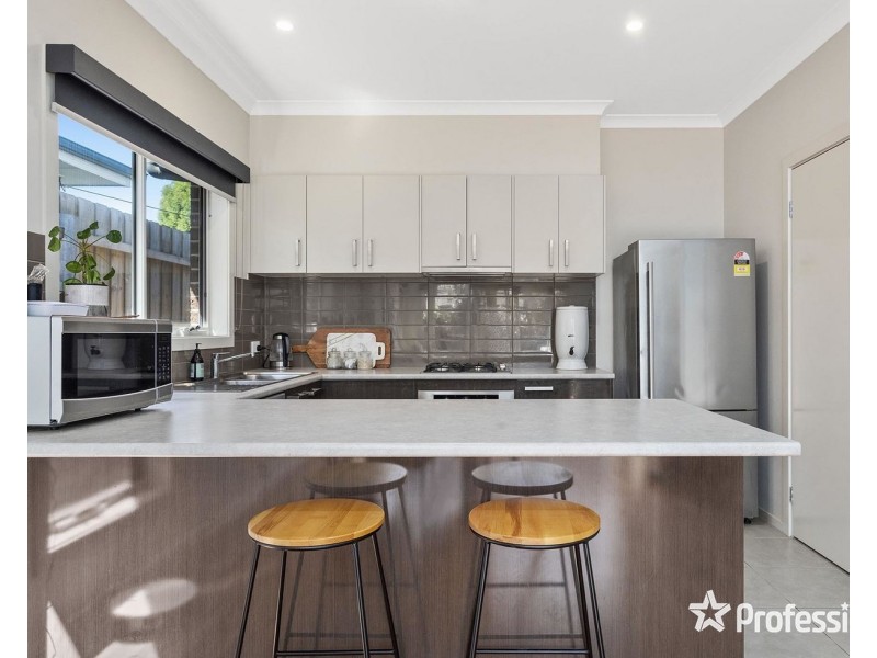 1 Nolan Avenue, Mooroolbark VIC 3138