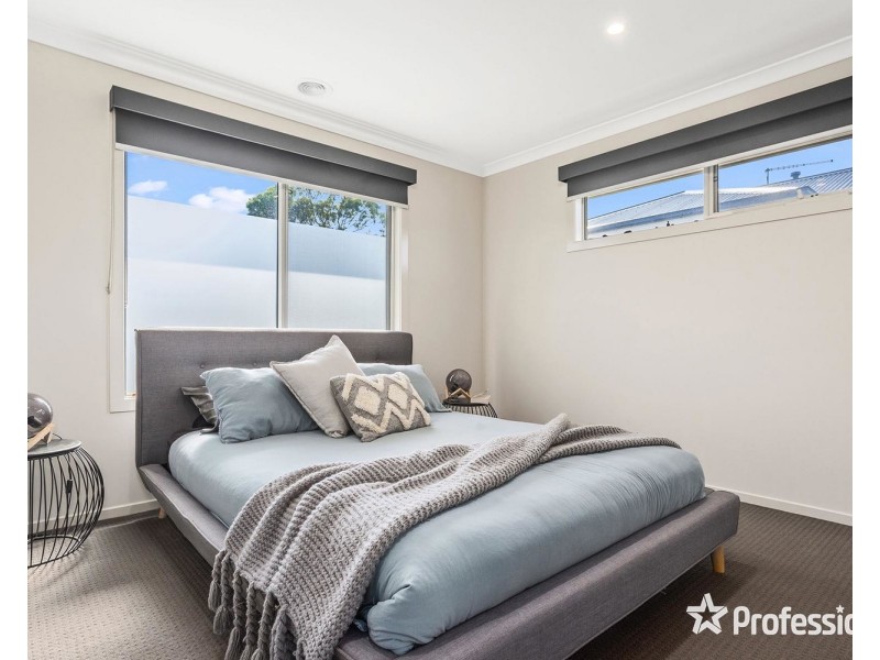 1 Nolan Avenue, Mooroolbark VIC 3138