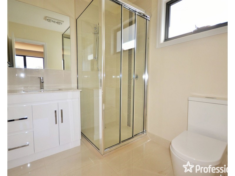 1/36 Jackson Street, Croydon VIC 3136