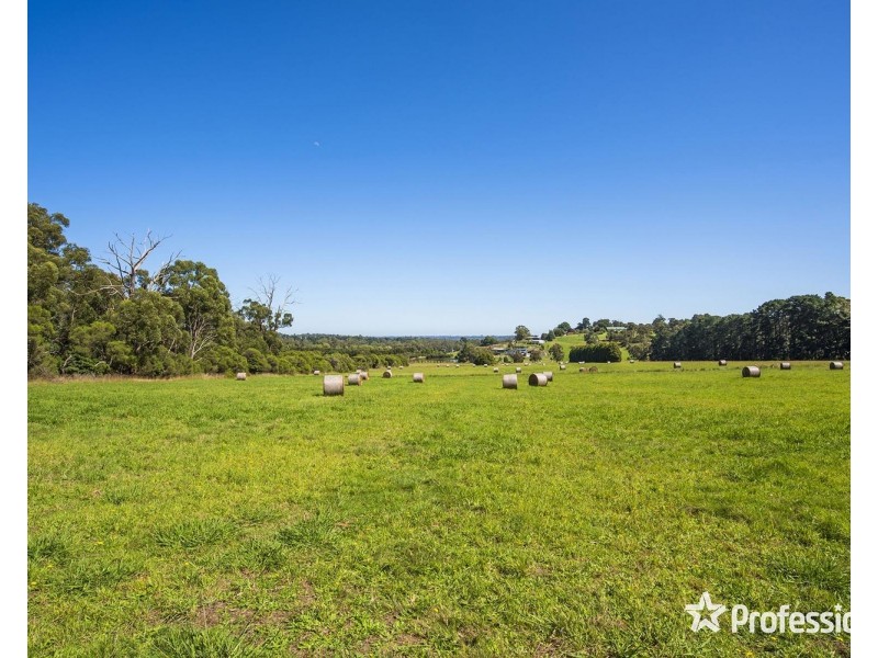 95 Sheffield Road, Kilsyth VIC 3137