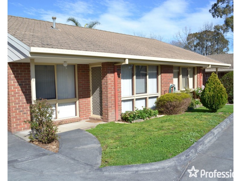 8/17-19  Ervin Road, Kilsyth VIC 3137