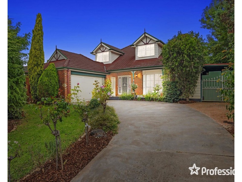 2 Bransdale Close, Mooroolbark VIC 3138