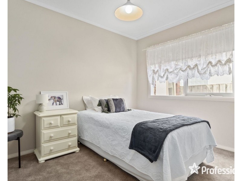 2 Bransdale Close, Mooroolbark VIC 3138