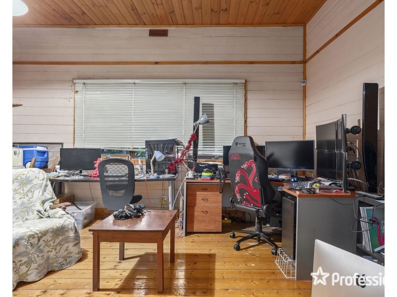 263  Dorset Road, Croydon VIC 3136