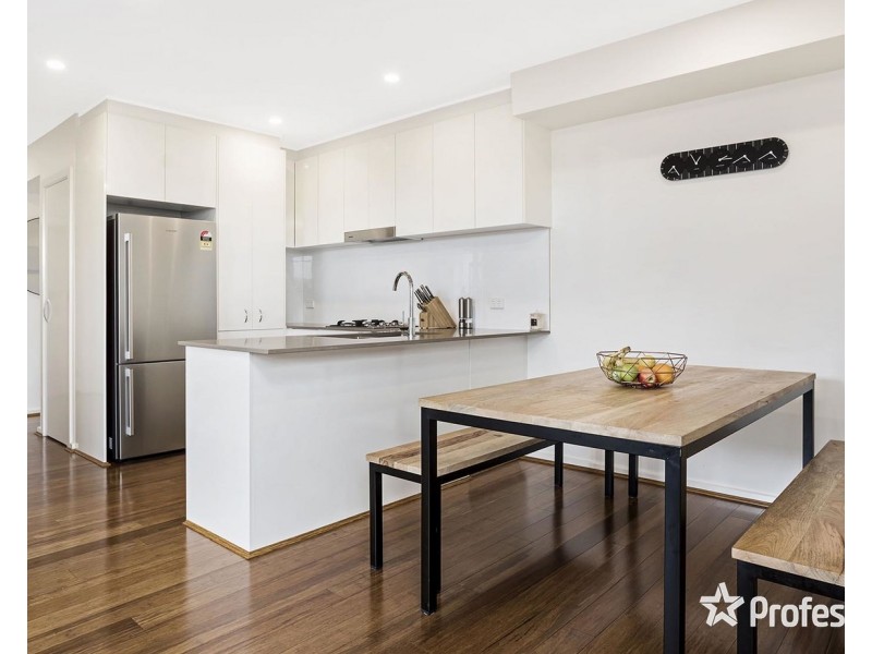 203/18 Myrtle Street, Bayswater VIC 3153