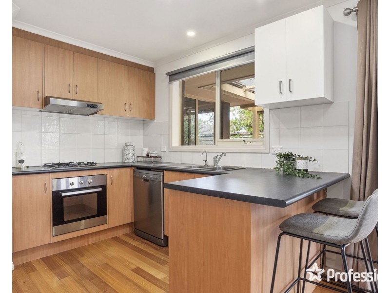 2/198 Dorset Road, Croydon VIC 3136