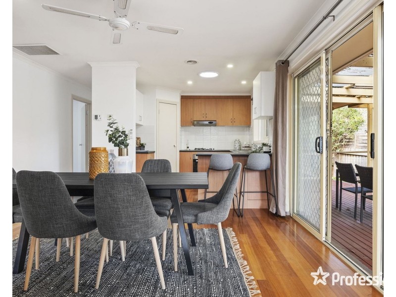 2/198 Dorset Road, Croydon VIC 3136