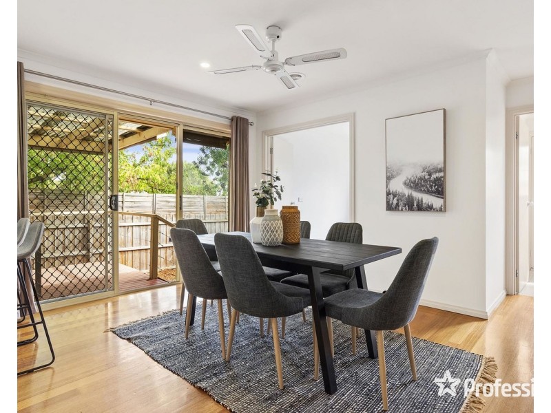 2/198 Dorset Road, Croydon VIC 3136