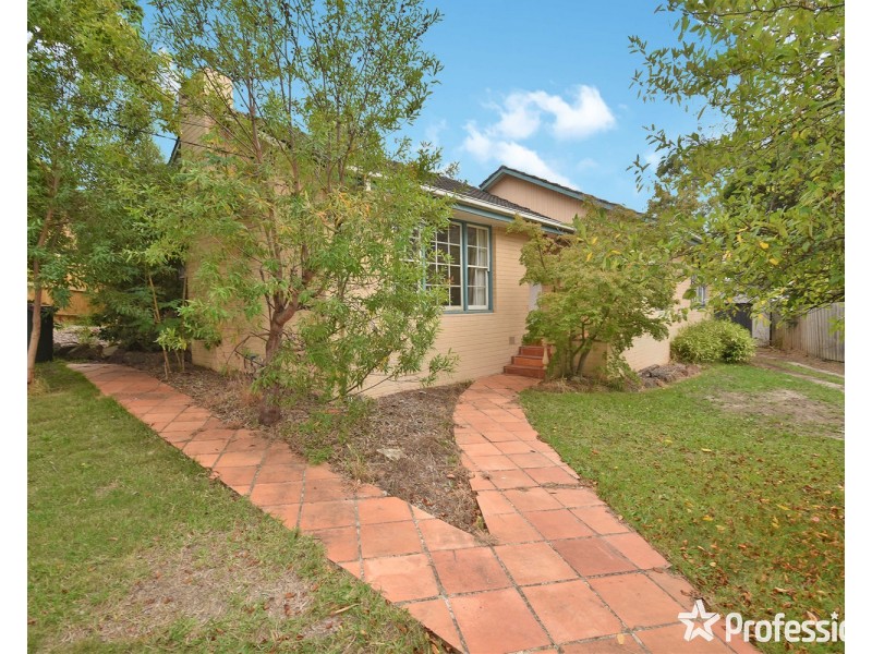 5 Stephen Crescent, Croydon VIC 3136