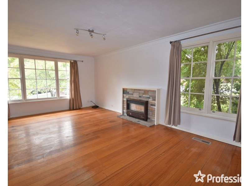 5 Stephen Crescent, Croydon VIC 3136