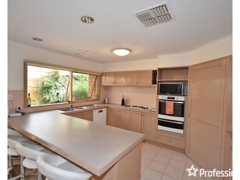 79 Lakeview Drive, Lilydale VIC 3140