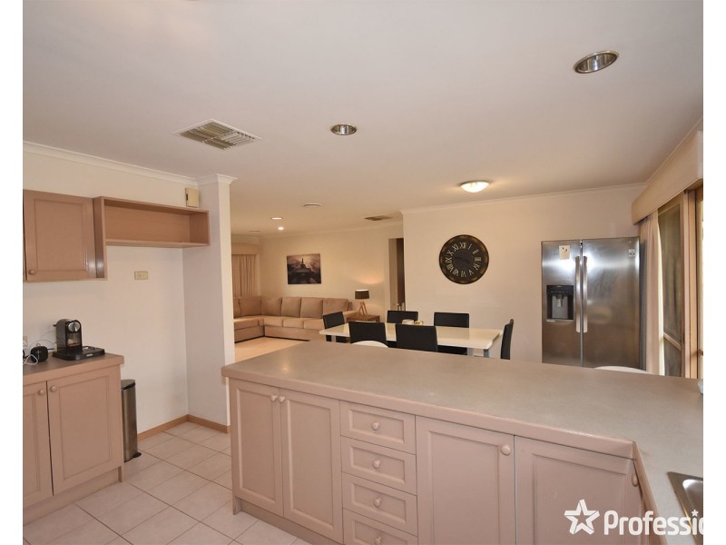 79 Lakeview Drive, Lilydale VIC 3140