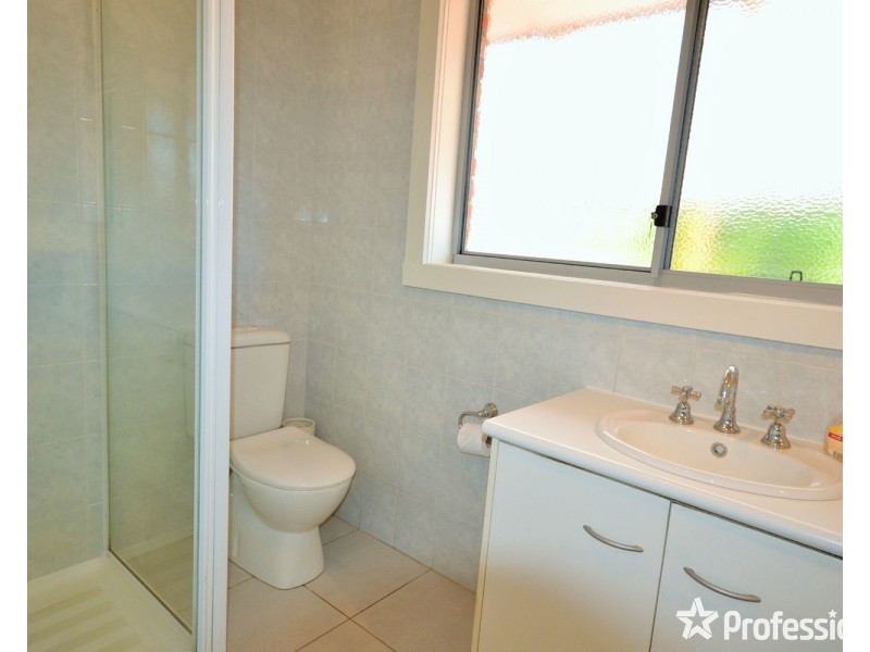 11 Lightwood Drive, Ferntree Gully VIC 3156