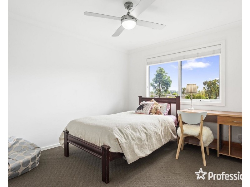 39 Larbert Road, Mooroolbark VIC 3138