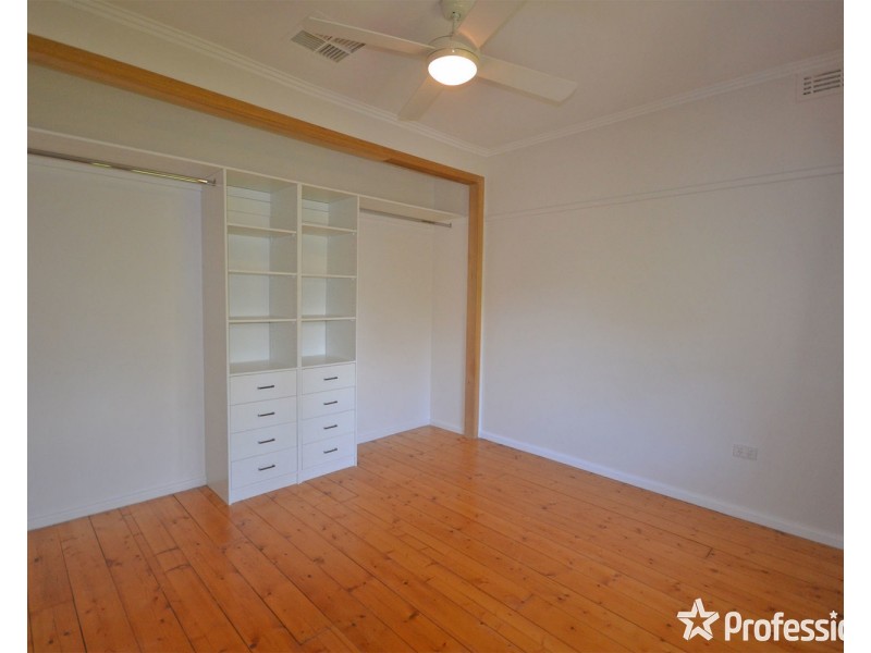 2 Timms Court, Kilsyth VIC 3137