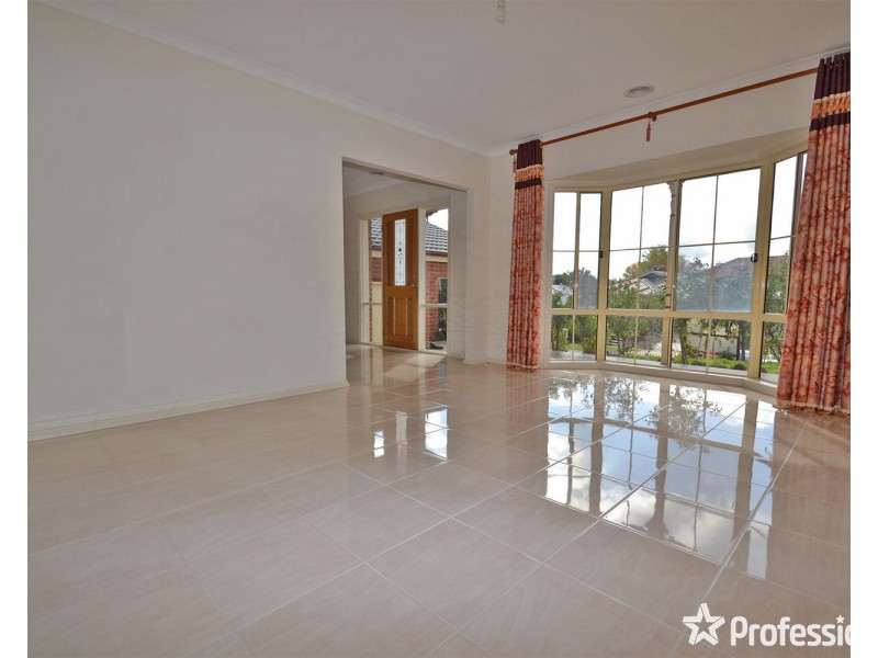 46 Larbert Road, Mooroolbark VIC 3138