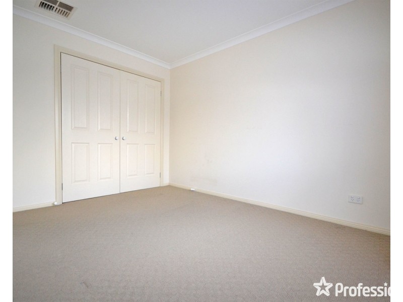 46 Larbert Road, Mooroolbark VIC 3138