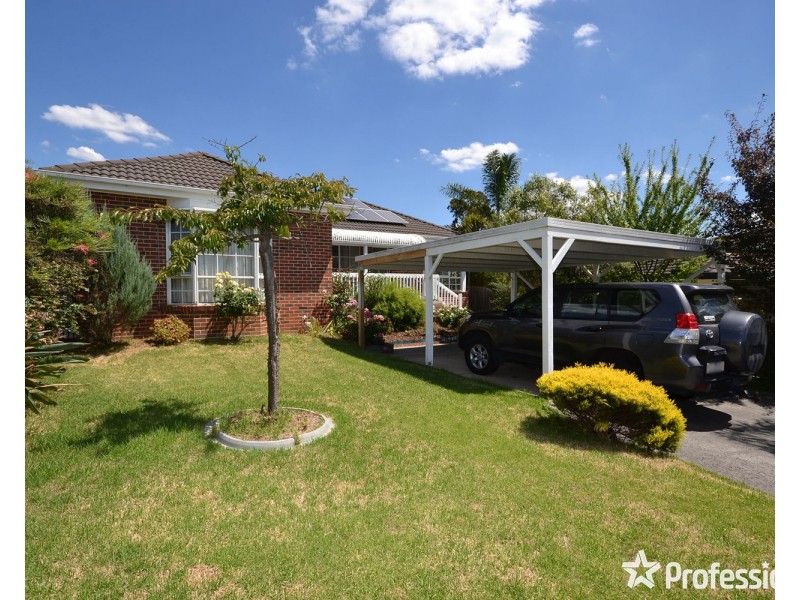 16 Celeste Court, Chirnside Park VIC 3116