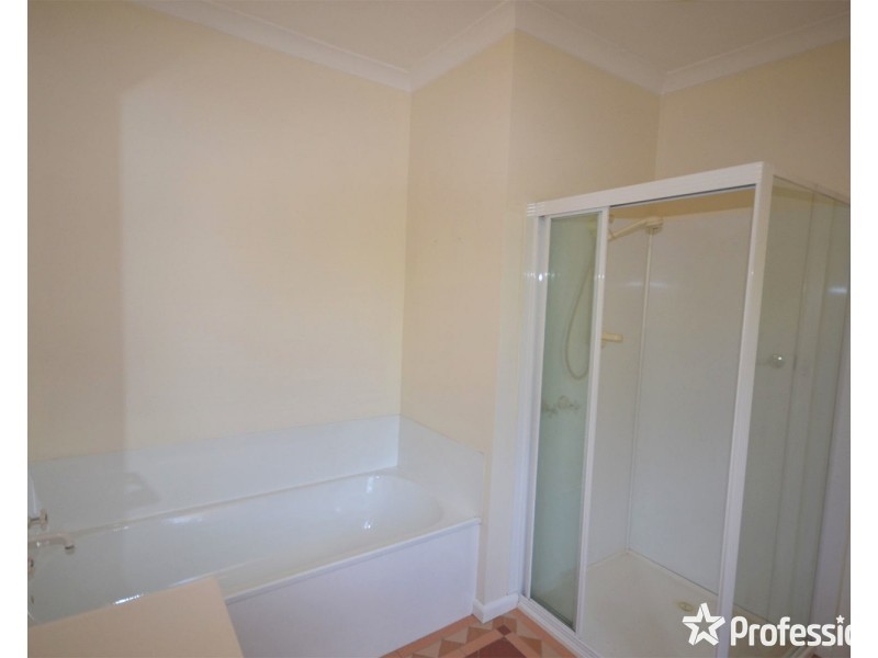 16 Celeste Court, Chirnside Park VIC 3116