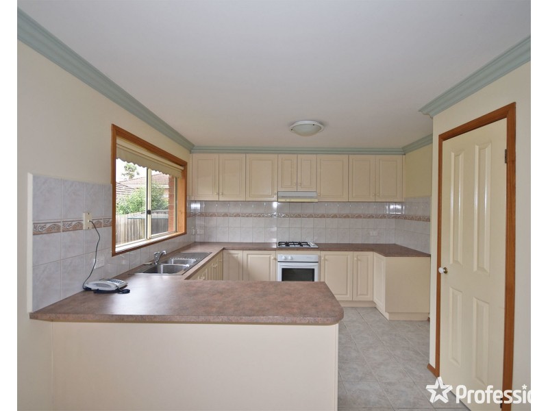 4/40-42 Newman Road, Mooroolbark VIC 3138