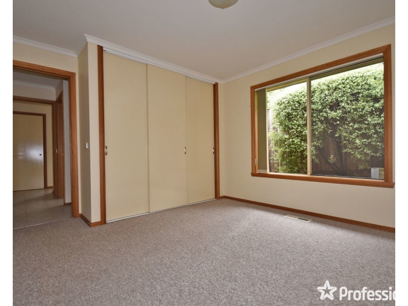 4/40-42 Newman Road, Mooroolbark VIC 3138