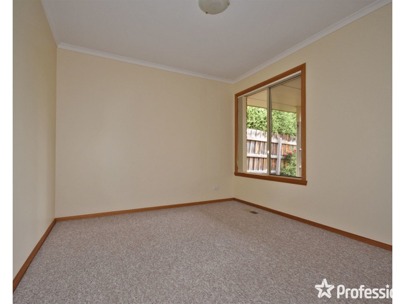 4/40-42 Newman Road, Mooroolbark VIC 3138
