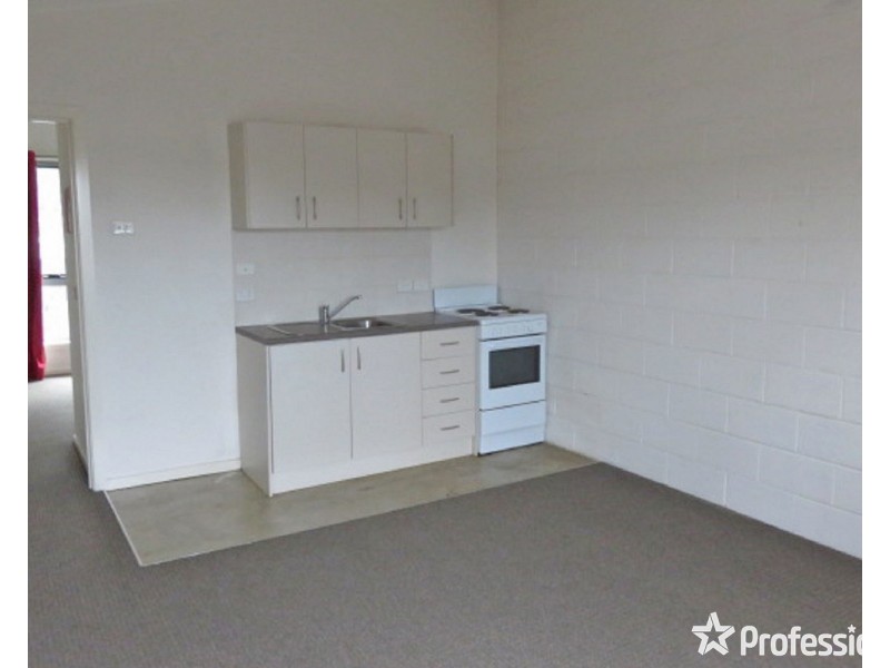 20/8-10 Mount View Parade, Mooroolbark VIC 3138