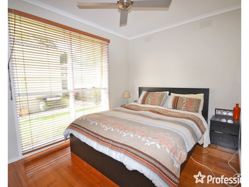 71 Cardigan Road, Mooroolbark VIC 3138