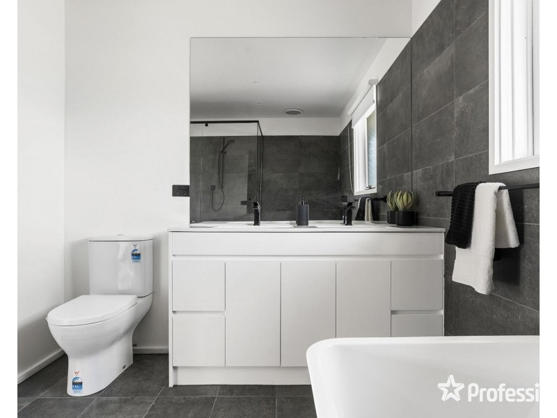 19 Plaza Court, Lilydale VIC 3140