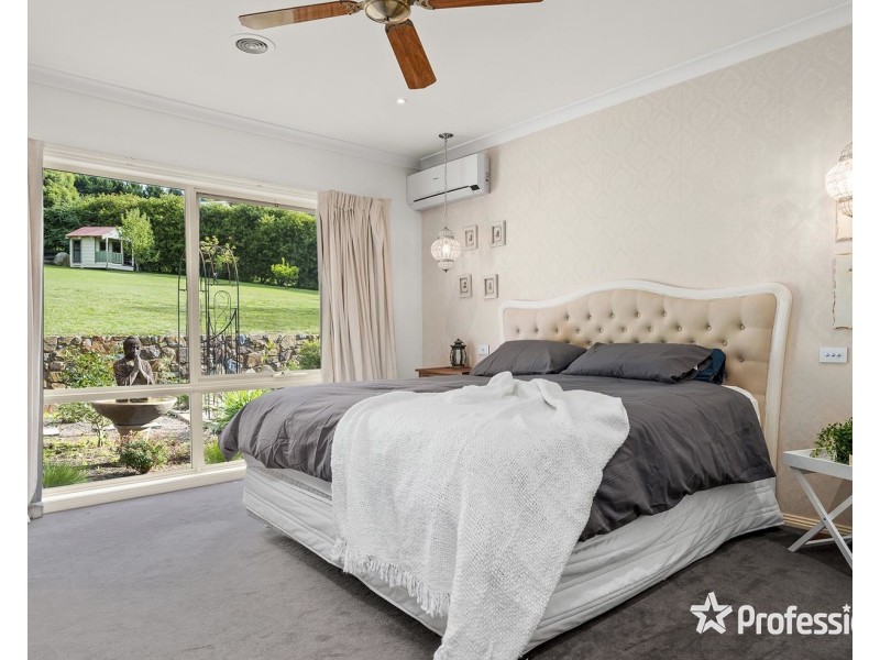 16a Charles Road, Lilydale VIC 3140