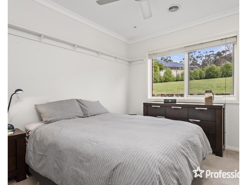 16a Charles Road, Lilydale VIC 3140
