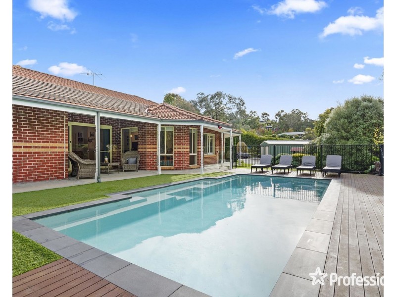 16a Charles Road, Lilydale VIC 3140