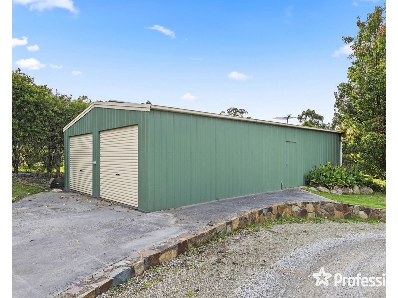 16a Charles Road, Lilydale VIC 3140
