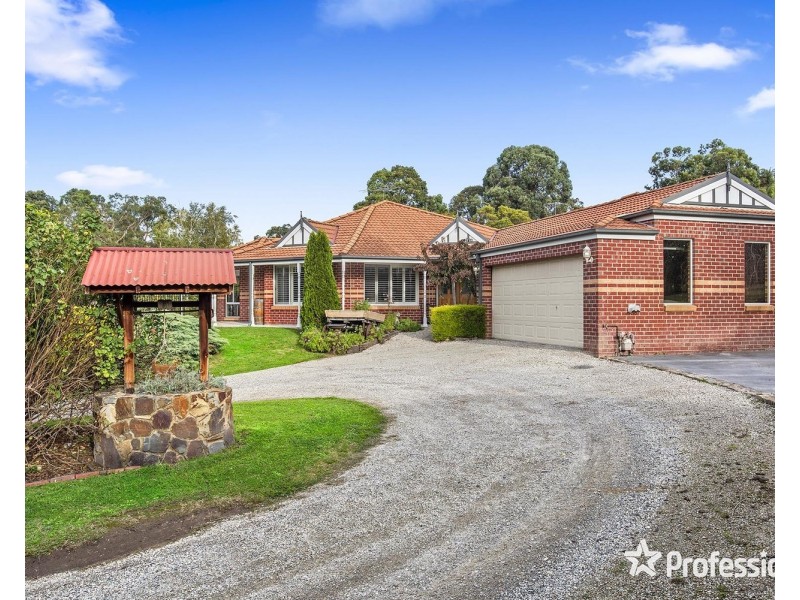 16a Charles Road, Lilydale VIC 3140