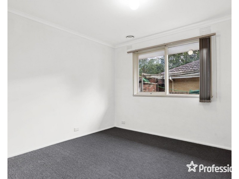 12 Birkenhead Drive, Kilsyth VIC 3137
