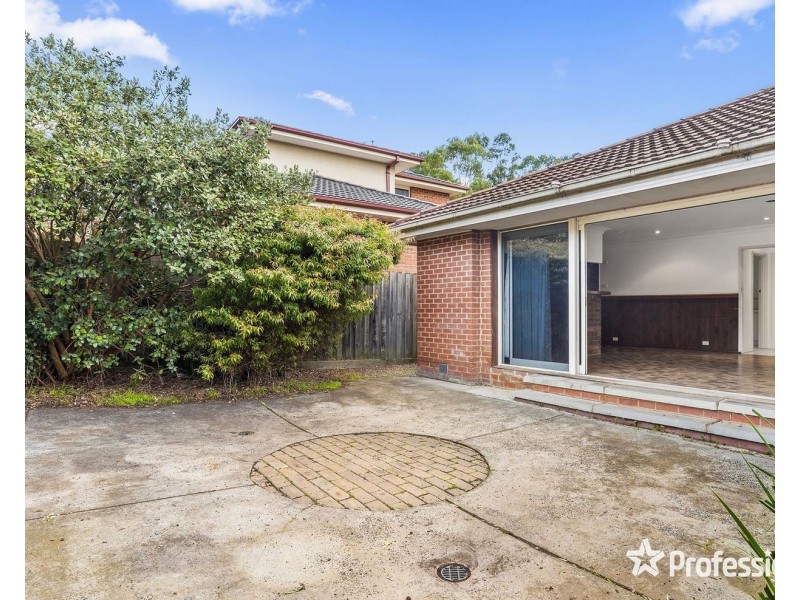 12 Birkenhead Drive, Kilsyth VIC 3137