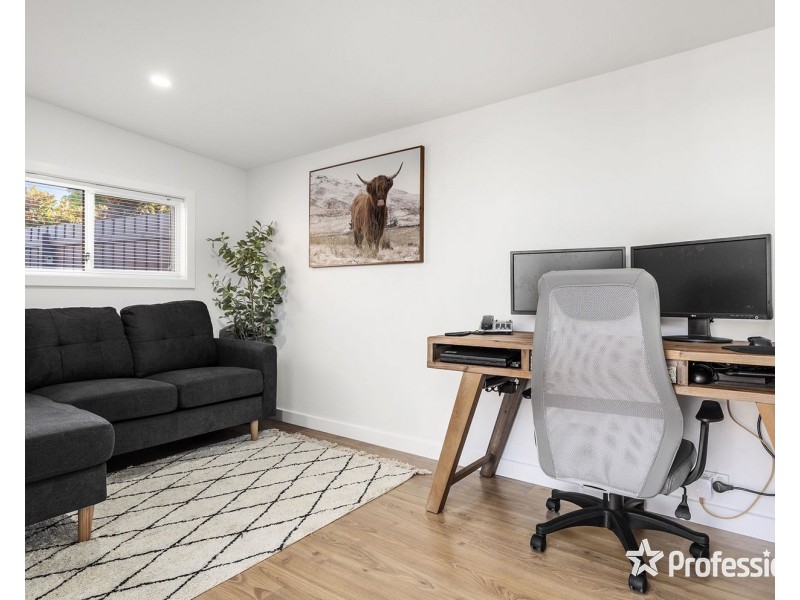 11 Cosmo Court, Kilsyth VIC 3137