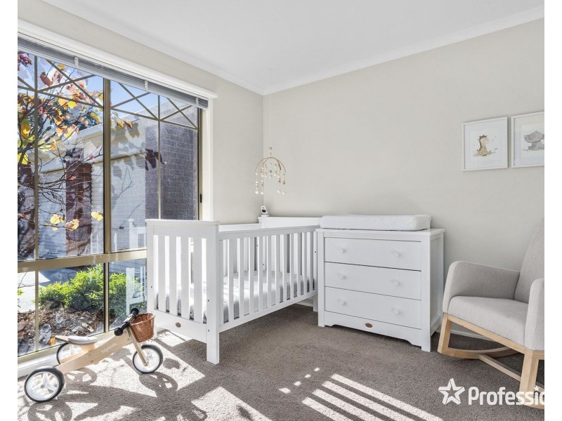 11 Cosmo Court, Kilsyth VIC 3137