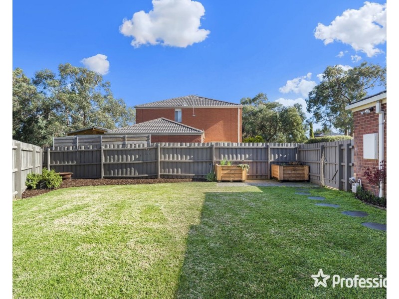11 Cosmo Court, Kilsyth VIC 3137