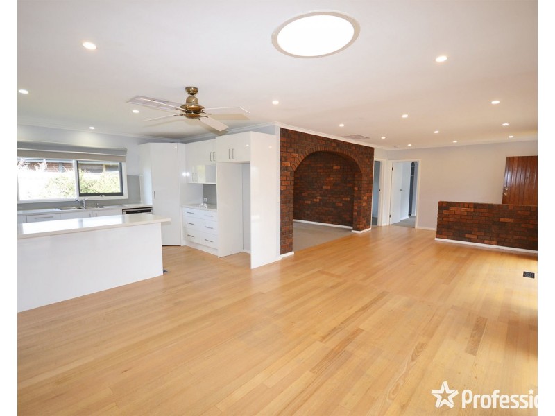 10 Coachmans Court, Chirnside Park VIC 3116