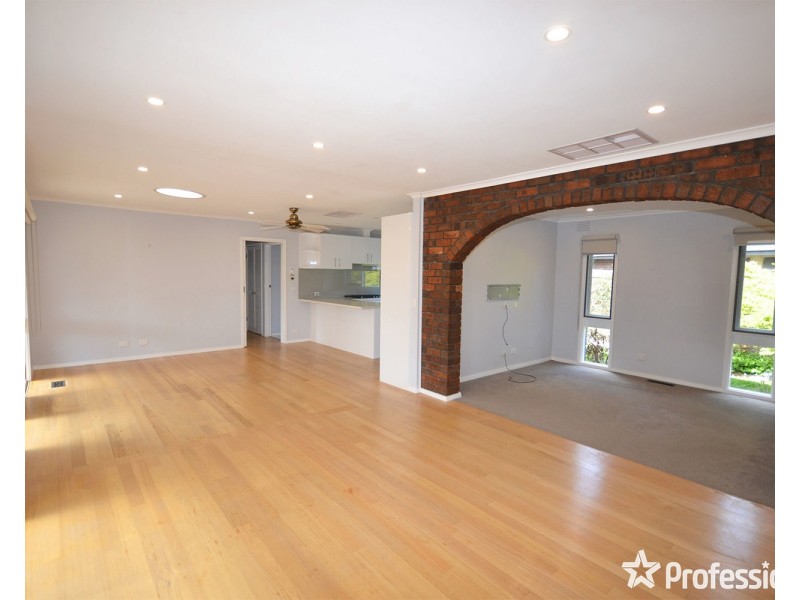 10 Coachmans Court, Chirnside Park VIC 3116