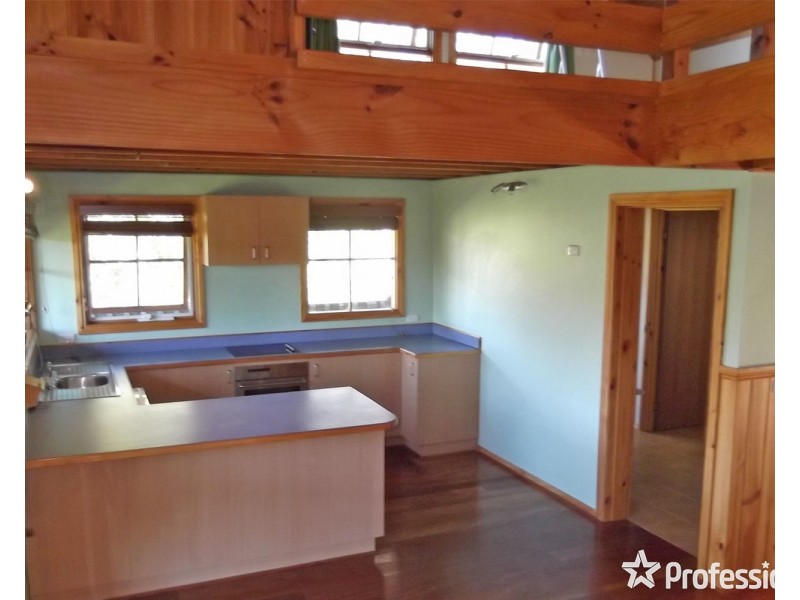 145a Jumping Creek Road, Wonga Park VIC 3115