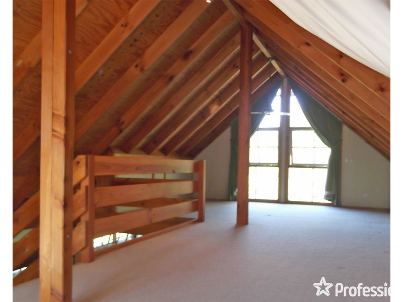 145a Jumping Creek Road, Wonga Park VIC 3115