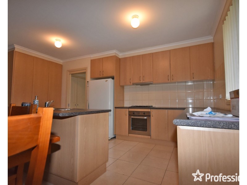 2/12 Victoria Road, Lilydale VIC 3140