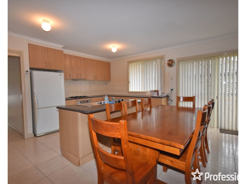 2/12 Victoria Road, Lilydale VIC 3140